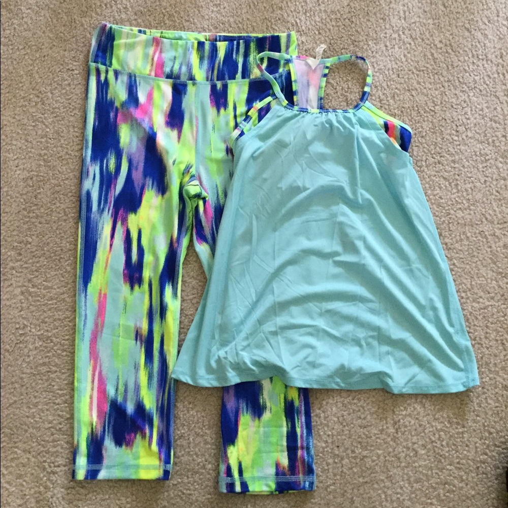 Kids workout clothes
